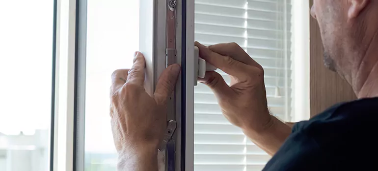 Custom Hopper Windows in Bradenton, FL